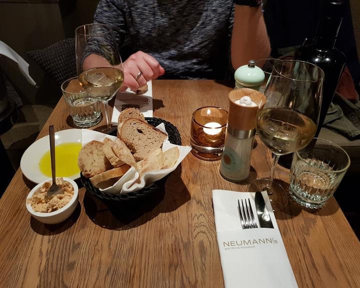 Neumann's Bistro & Weinbar