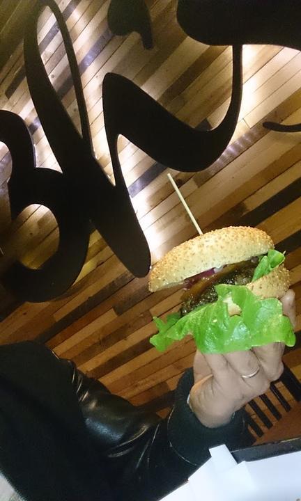 3H's Burger & Chicken