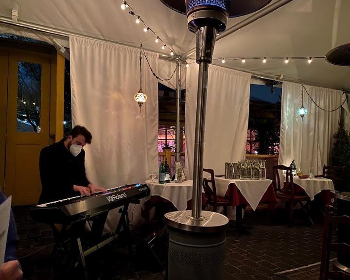 Ristorante & Pizzeria la Piazza