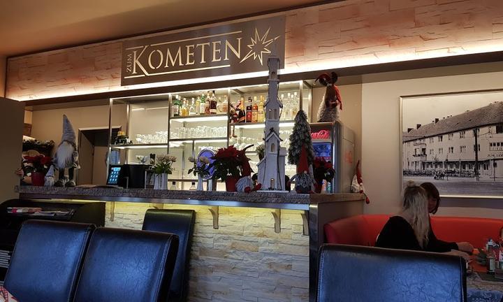 Zum Kometen