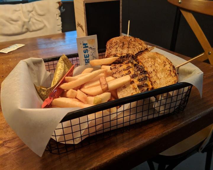 Fresh Kitchen