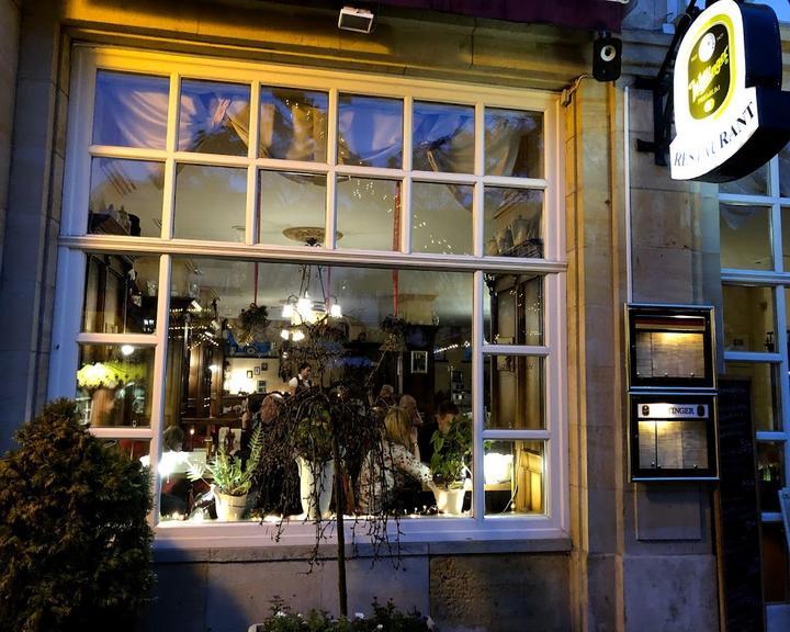 Rathaus Cafe