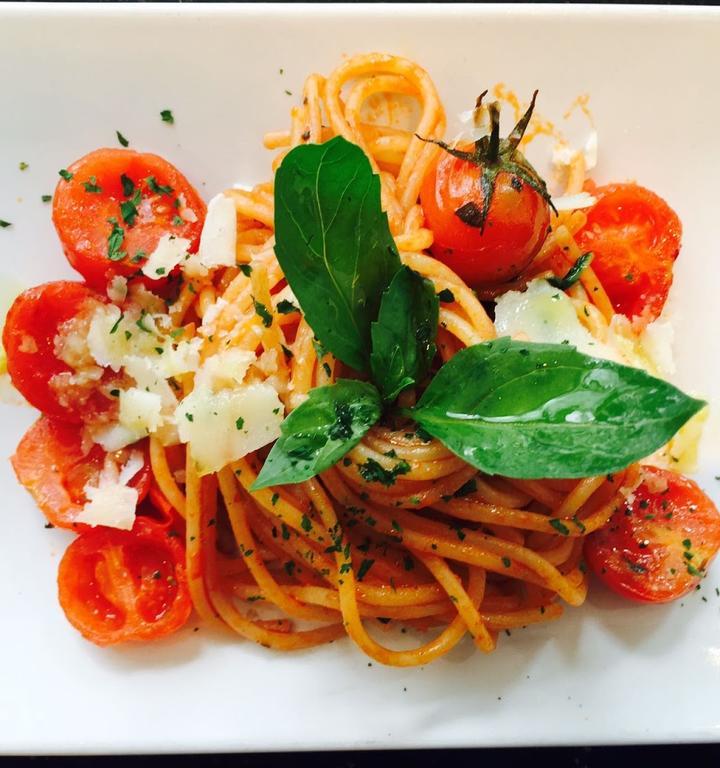 Gremia Restaurant