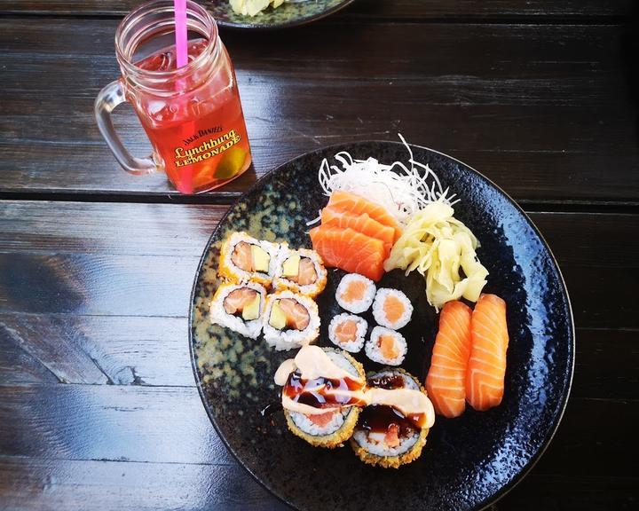 Sakura Sushibar Halle