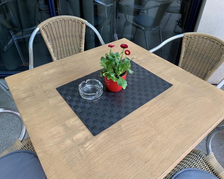Willy’s Bistro