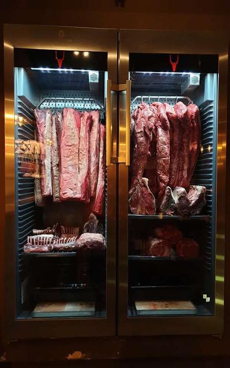 Metropolis Steakhouse