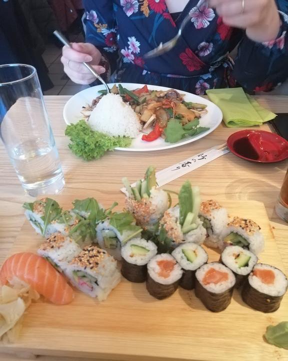Mitoshi Running Sushi