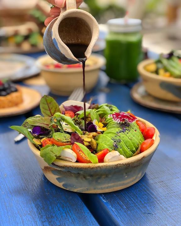 SUPERFOODS & ORGANIC LIQUIDS