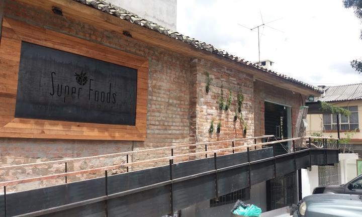 SUPERFOODS & ORGANIC LIQUIDS