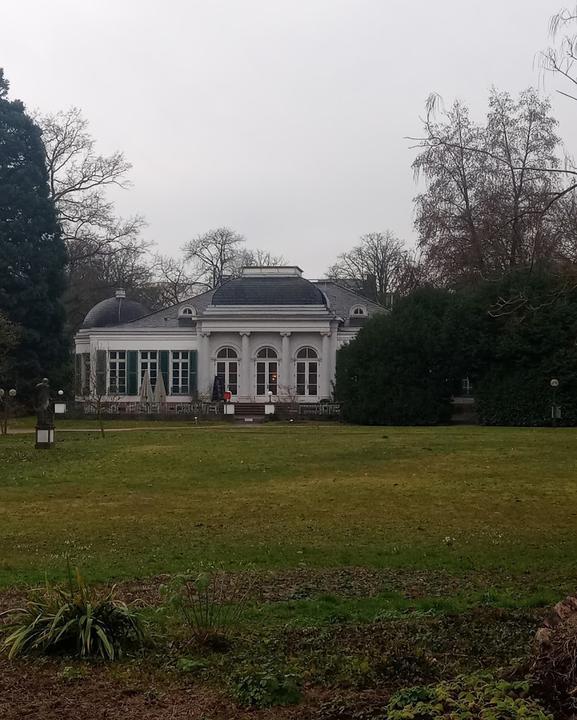 Villa Leonhardi im Palmengarten