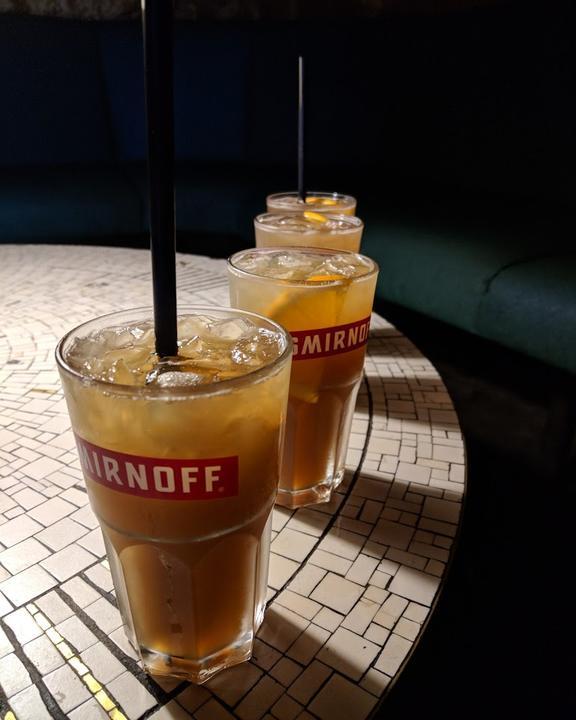 Capri Bar