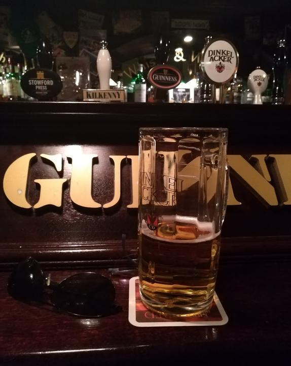 Biddy Early's Irish Pub