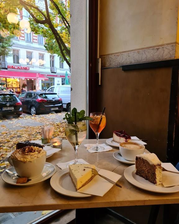 Café Anna Blume