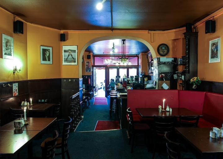 Cafe Bleibtreu