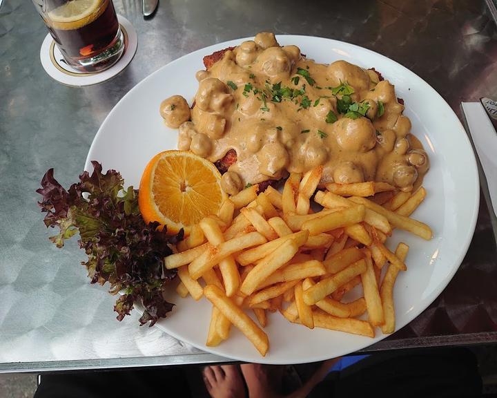 Cafe Bleibtreu