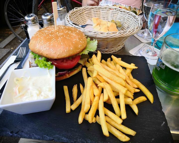 Cafe Bleibtreu