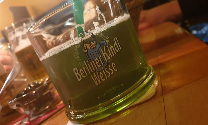 Cafe Bleibtreu