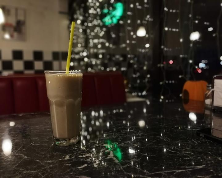 Hollywood Canteen III