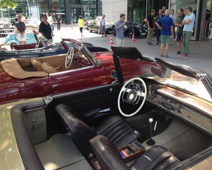 Bar Restaurant DAIMLERS