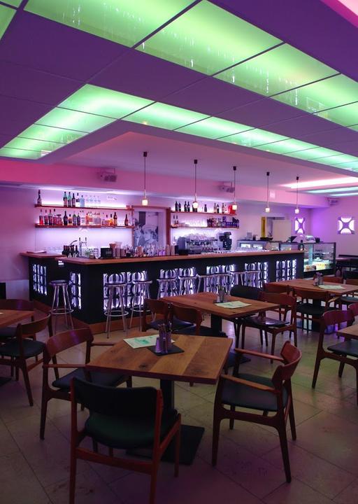 Parkside Canteen & Bar