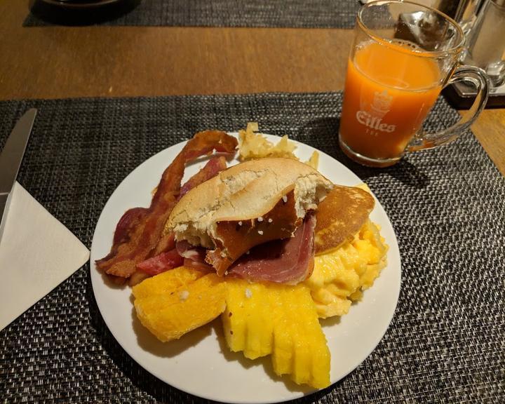 Restaurant Trollinger im Movenpick Hotel Stuttgart Airport
