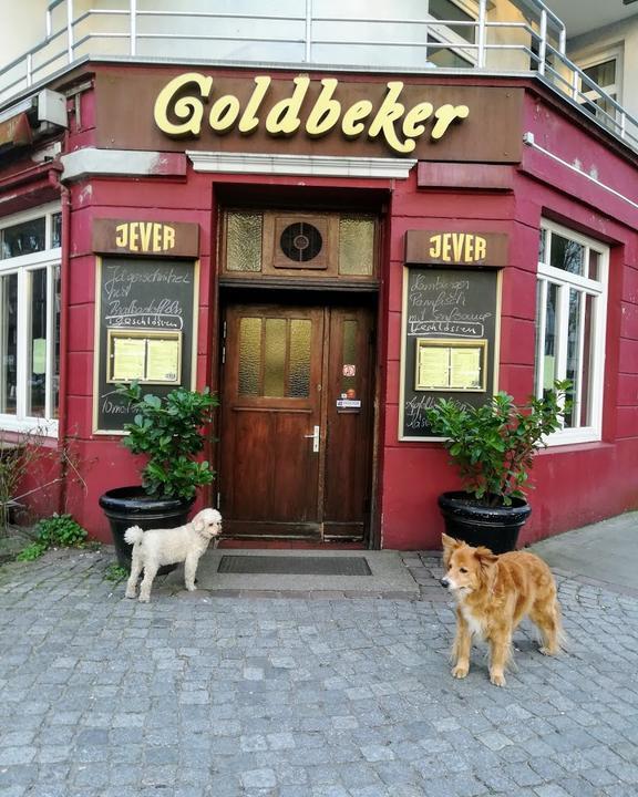 Goldbeker