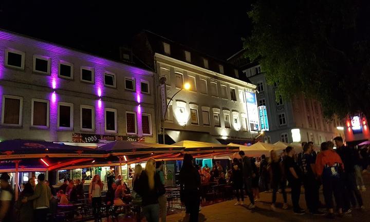 London Pub