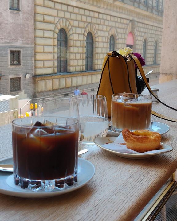 Stereo Cafe
