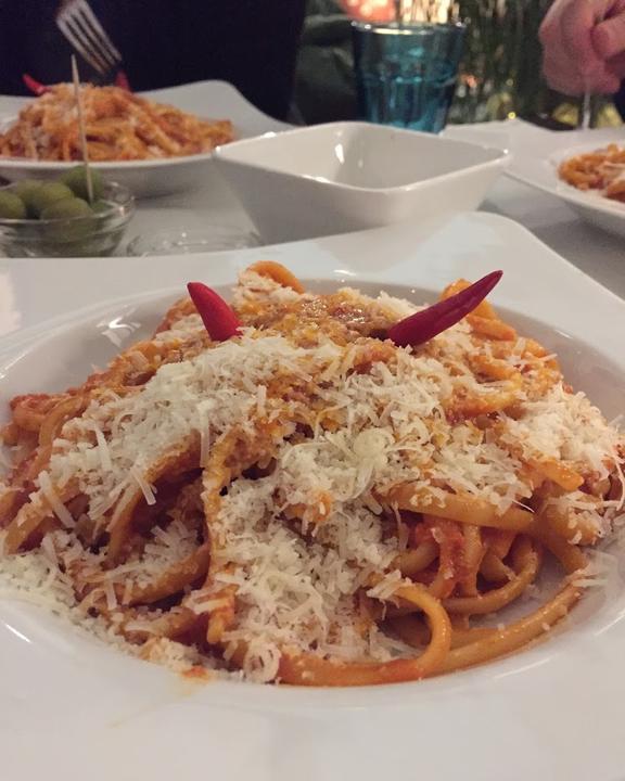 LimaLima Café–Bistro Restaurant