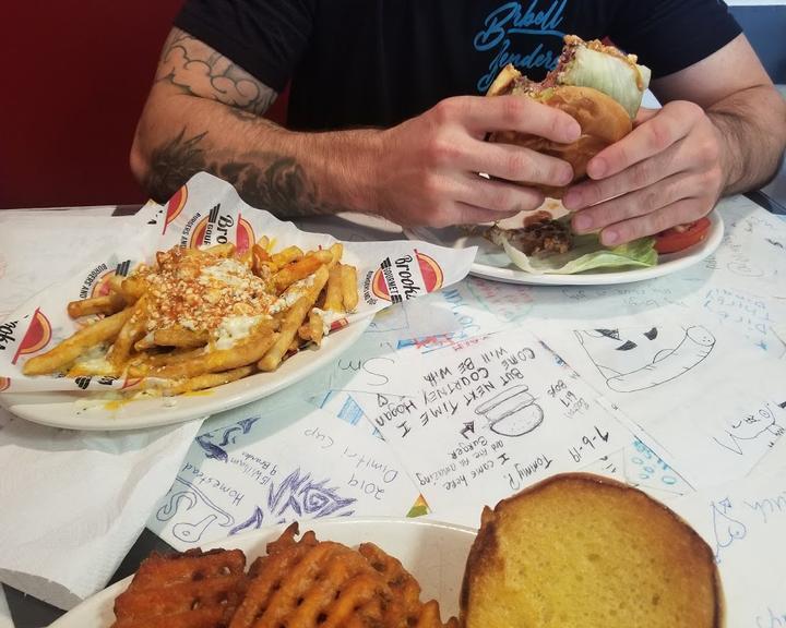 Brooks Burger & Pizza