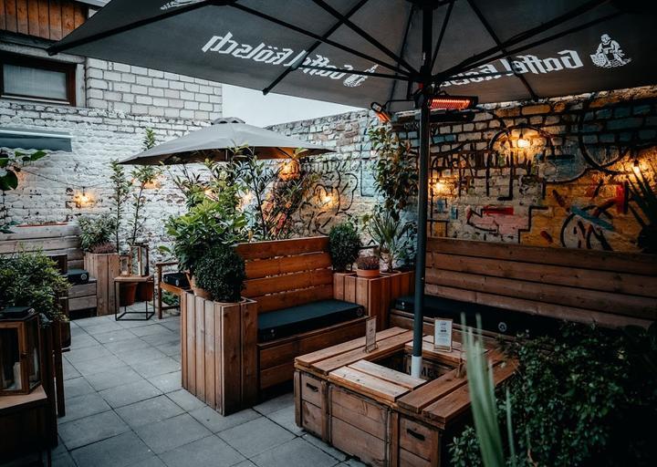 Rosebud Bar