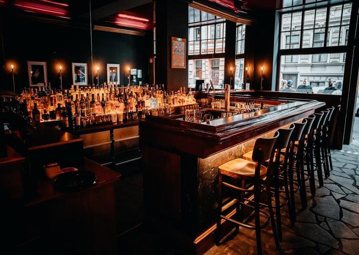 Rosebud Bar