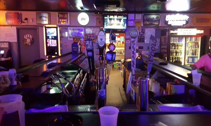 Six Pack Bar