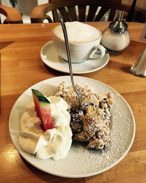 Cafe Canale