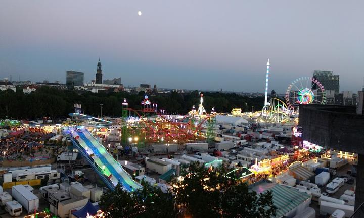 uebel und gefaehrlich