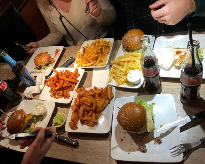 Feuersteins Premium Burger