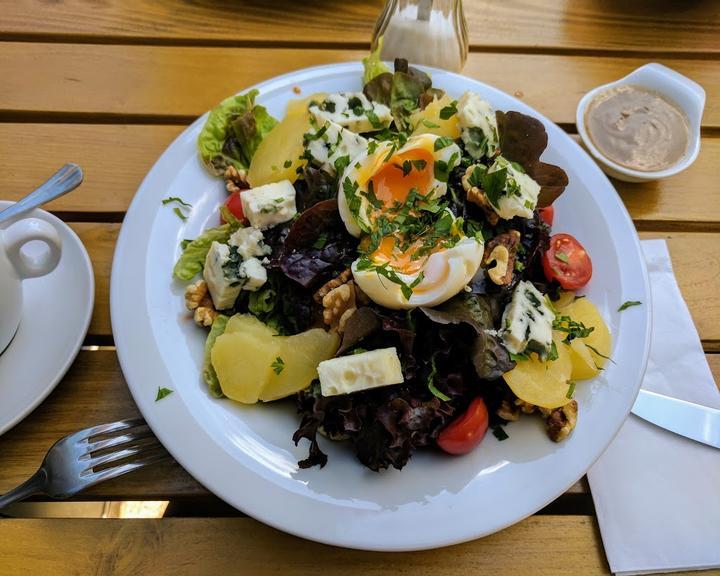 Café Bistro Les Amis