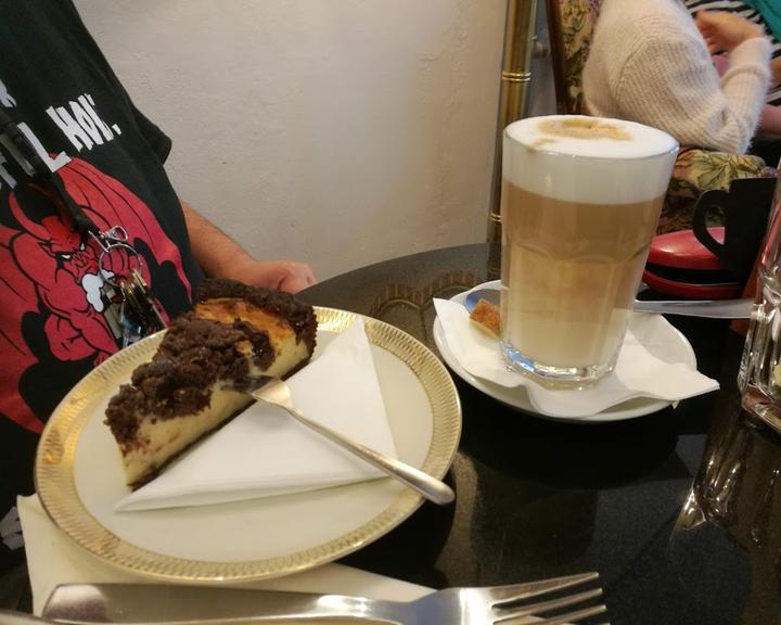 Cafe Fraulein Schiller