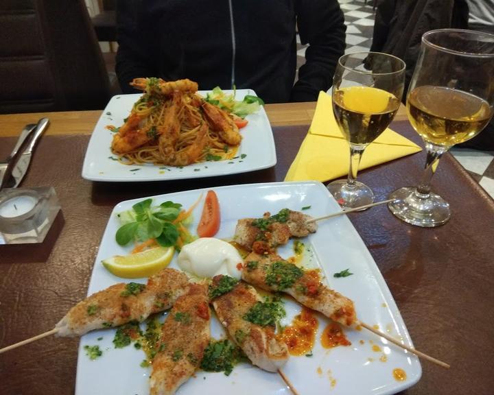 Petit Mediterrane
