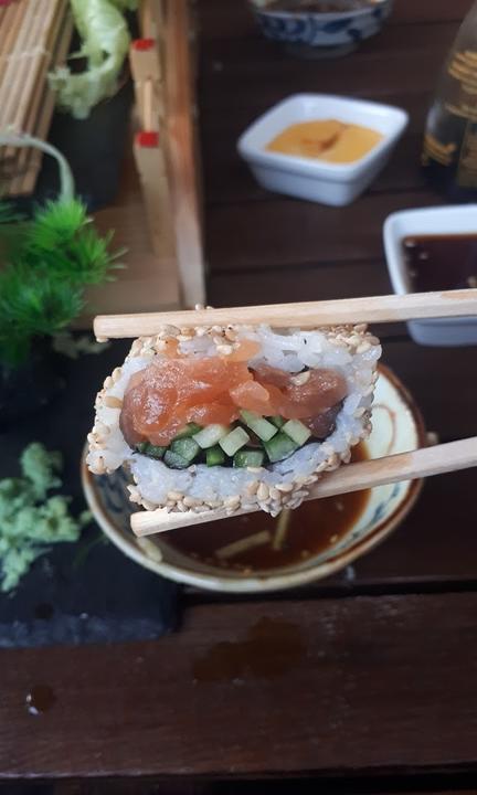 Yumi Sushi