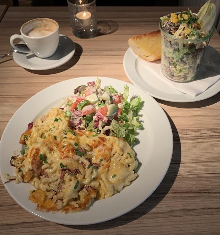 Looms Restaurant