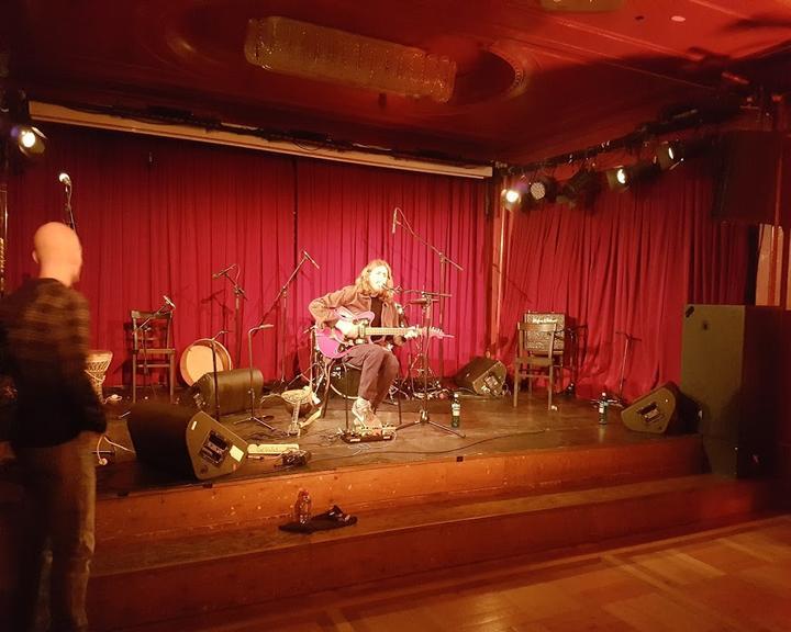 Roter Salon