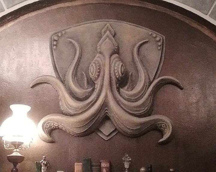 Grotesque Absinth-Bar