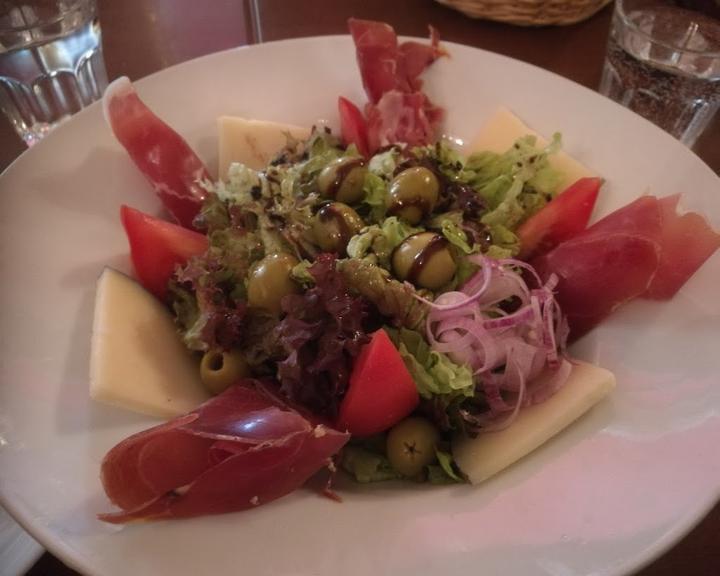 Carlos Tapas