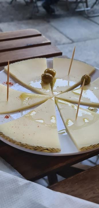 Carlos Tapas