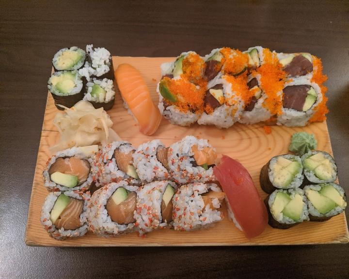 Cross Sushi